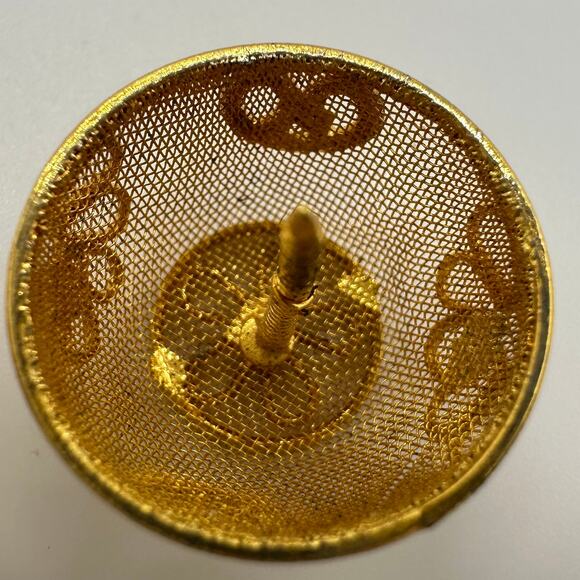 Midcentury Chinese gold plated filigree mesh lantern secret locket box pendant - Picture 6 of 8